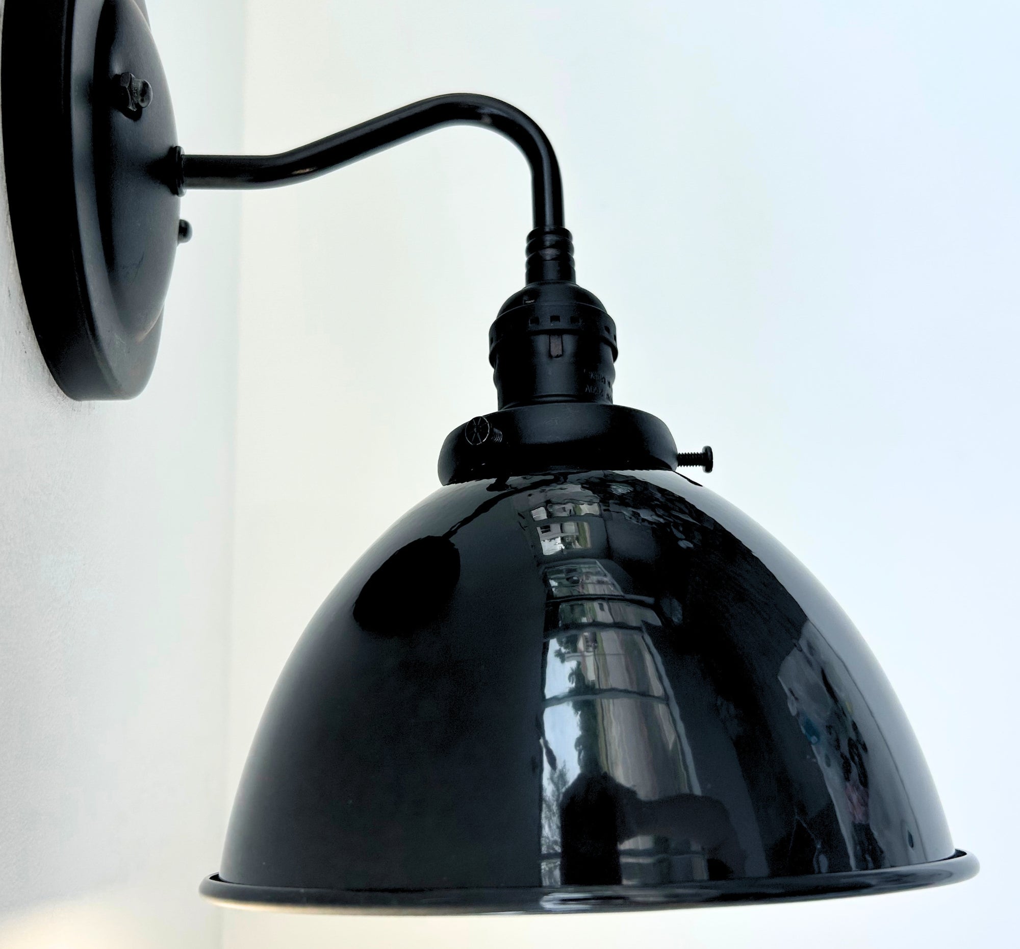 Black Farmhouse Wall Sconce - LED Compatible Vintage Fixture - Cozy Lighting