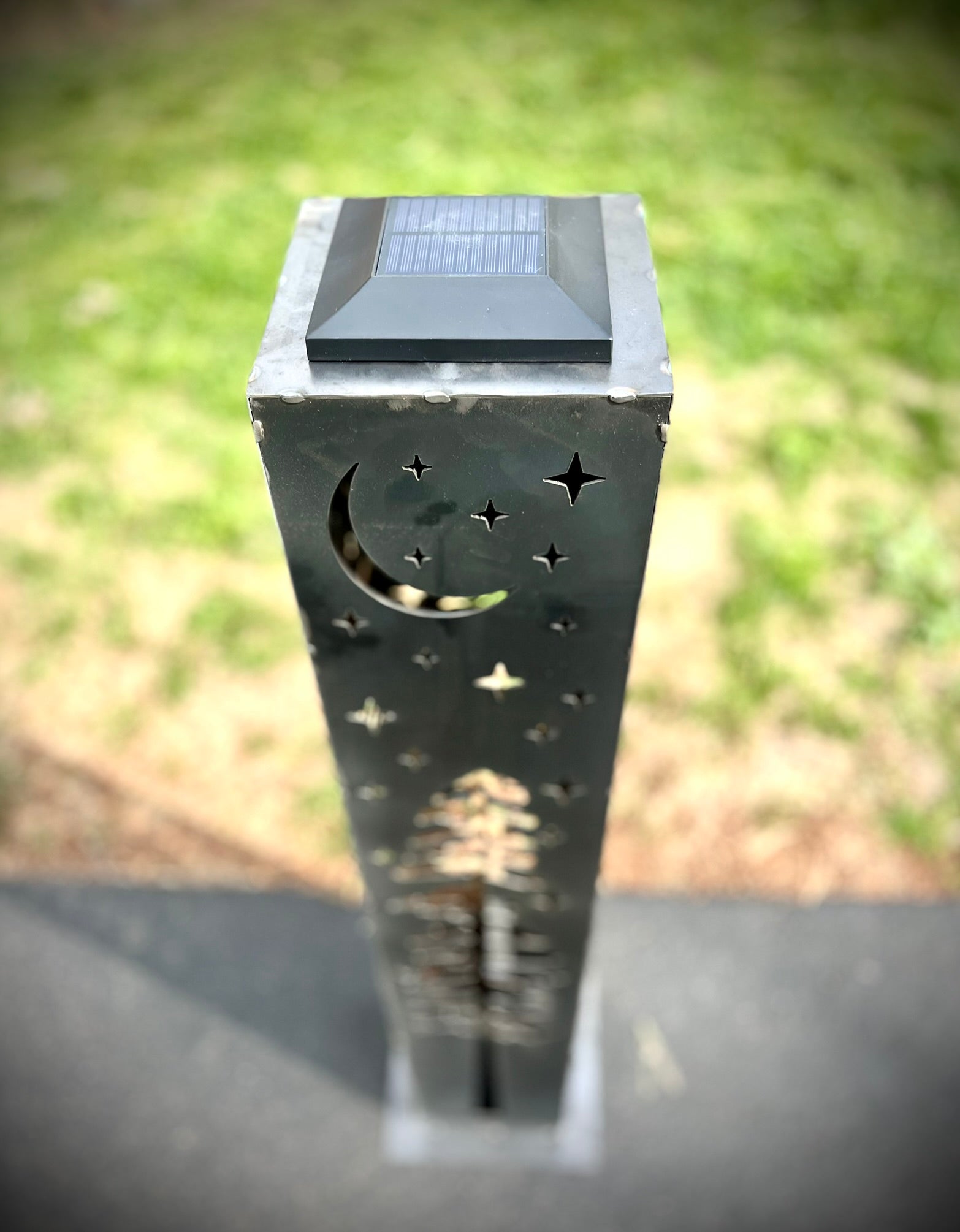 4-Sided Night Sky Pine Tree Solar Pillar