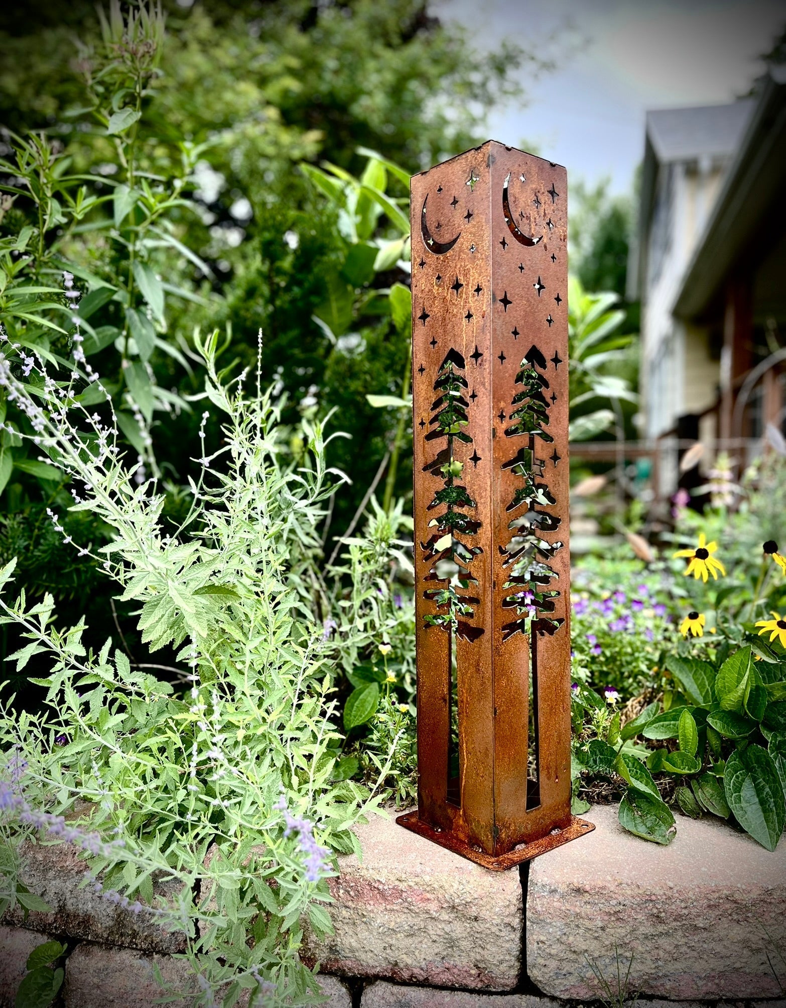 4-Sided Night Sky Pine Tree Solar Pillar