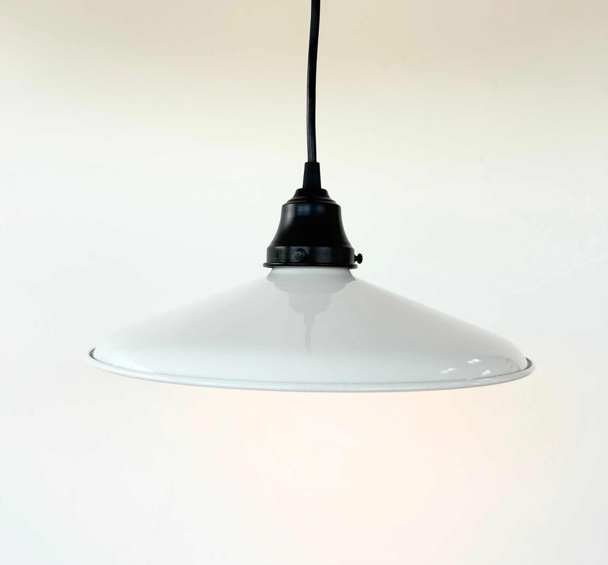 White Enamel Barn Pendant Light Farmhouse Industrial Ceiling Fixture