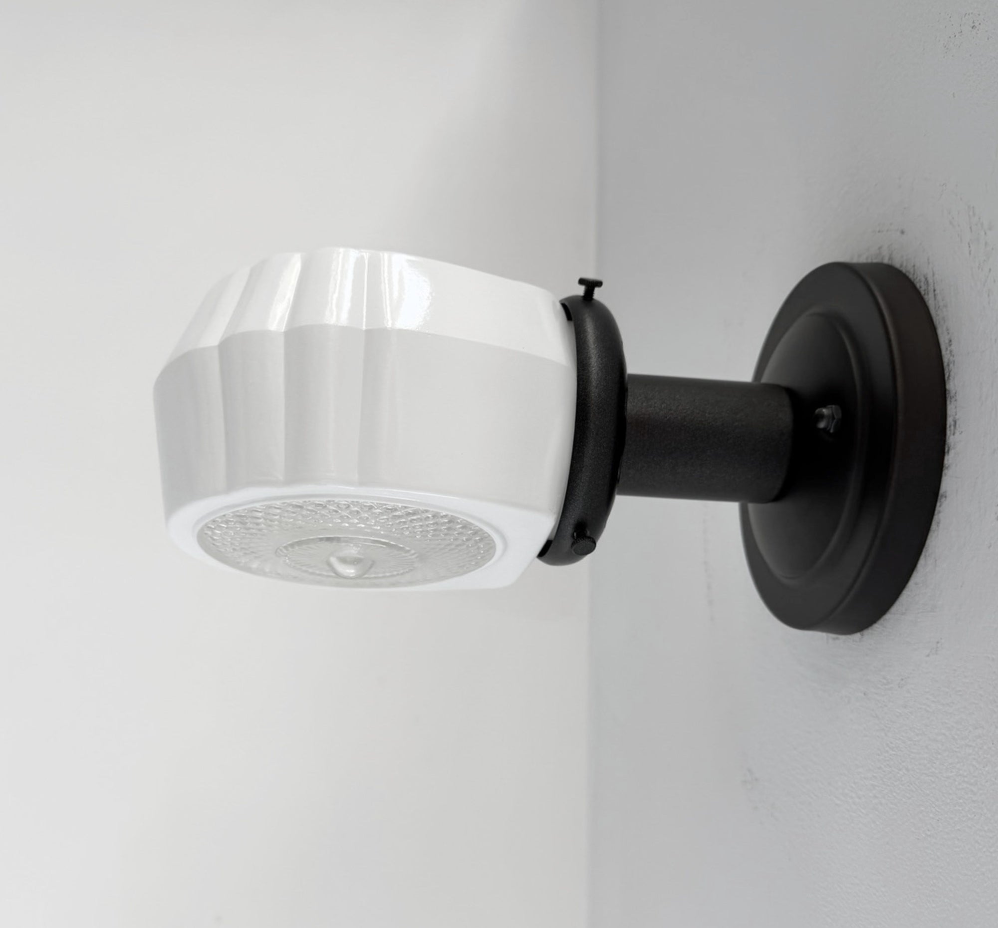Retro Mid Century Bathroom Kitchen Wall Sconce Light
