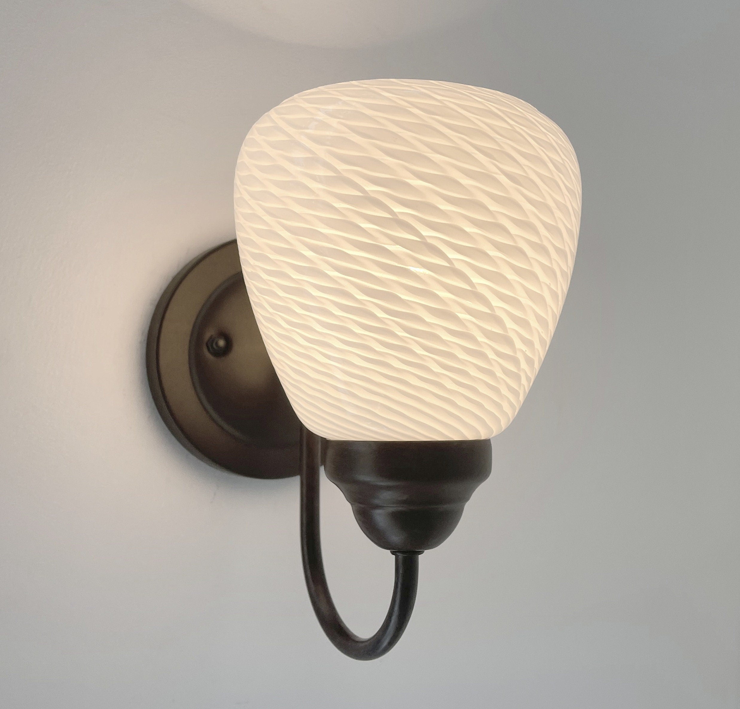 Retro Ribbon Milk Glass Sconce