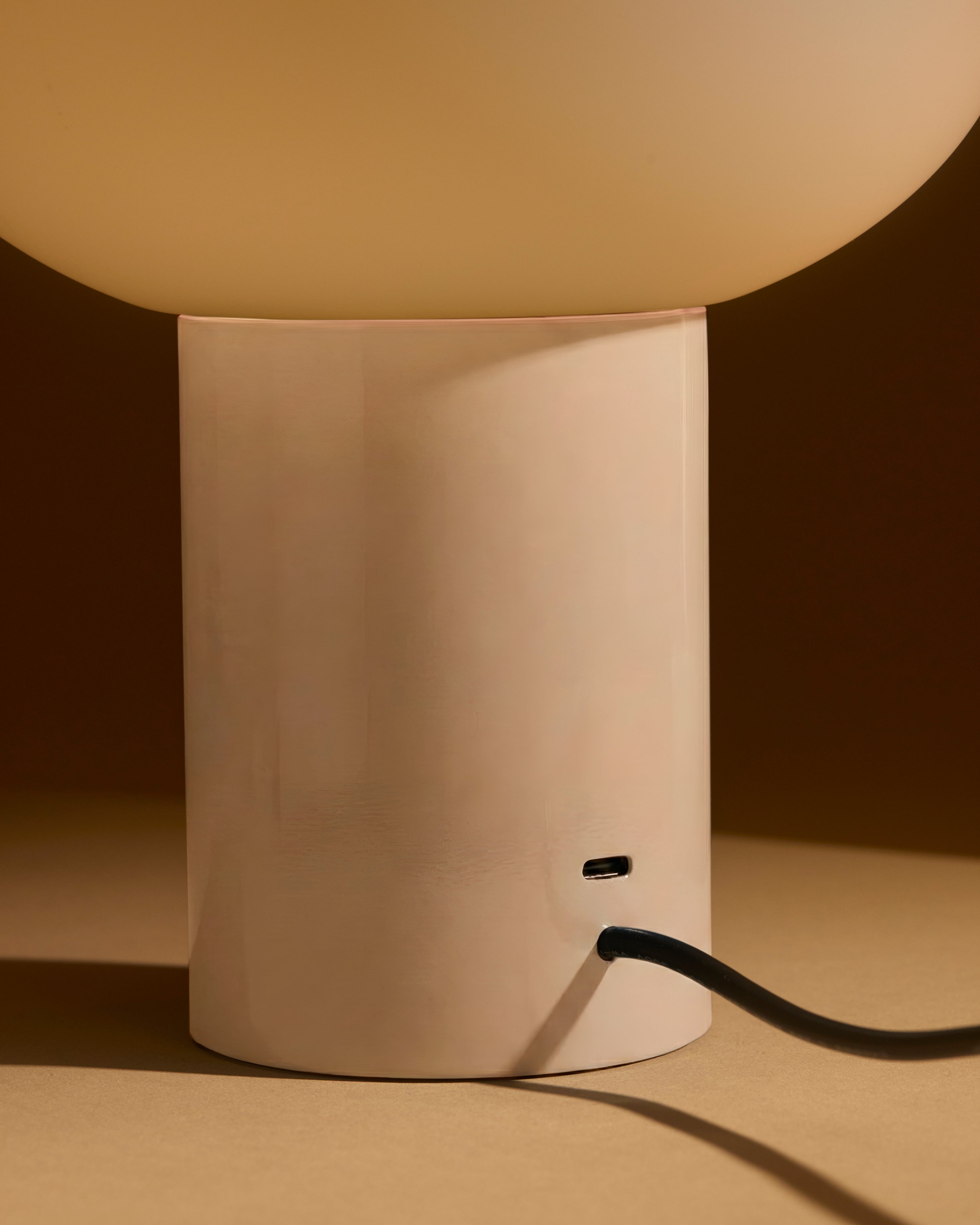 Ivy Table Lamp