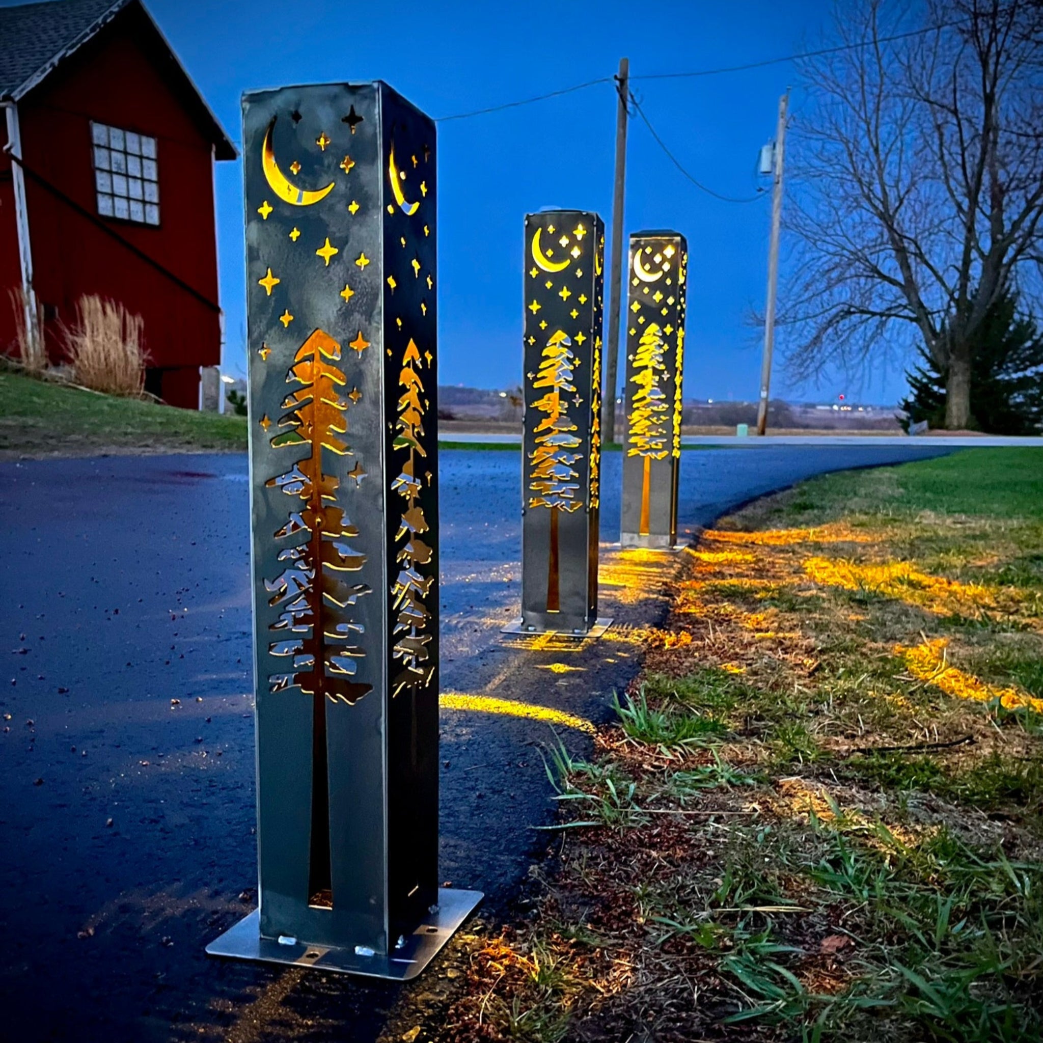 4-Sided Night Sky Pine Tree Solar Pillar