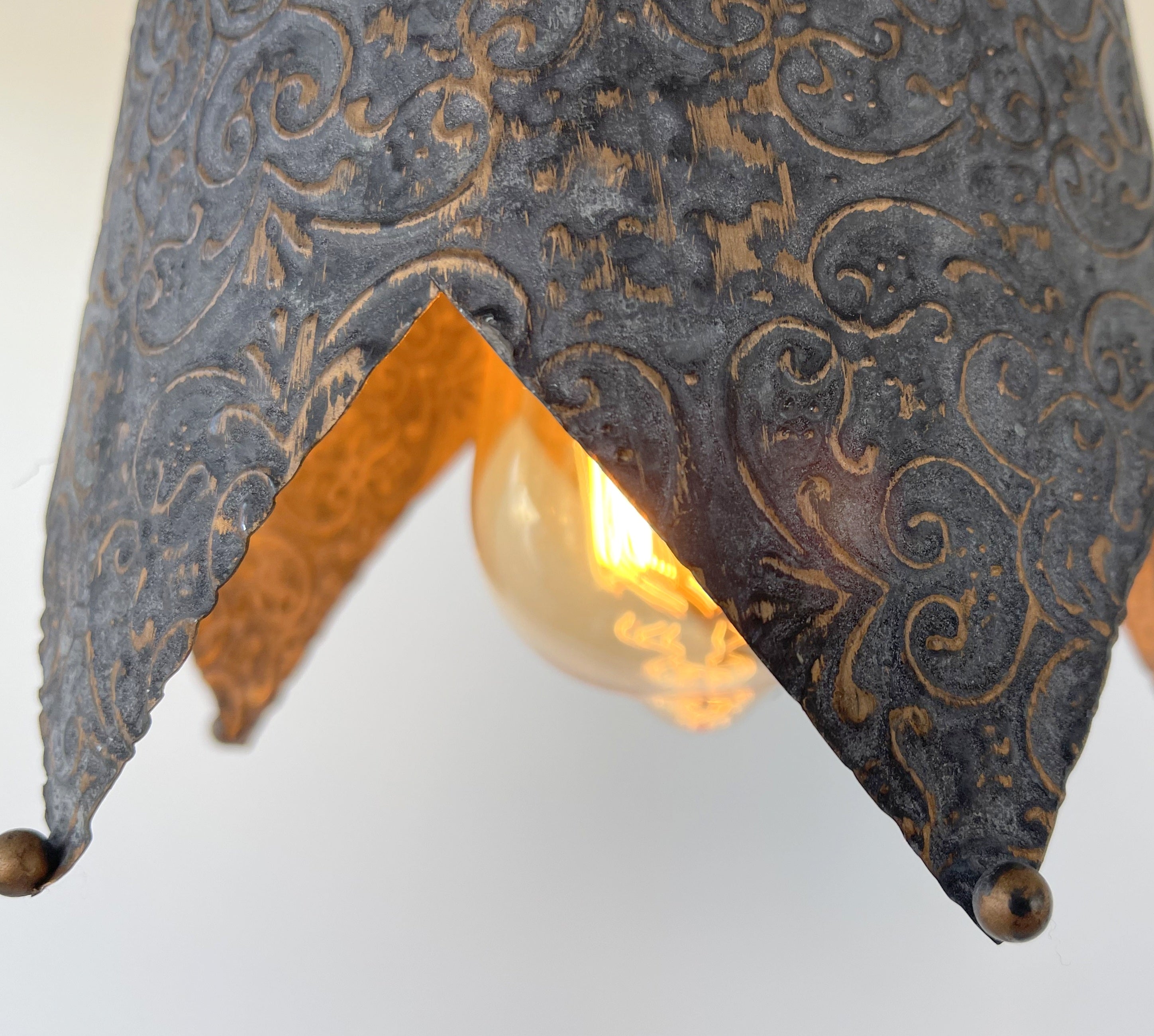 Jubilant Farmhouse Barn Ornate Ceiling Light