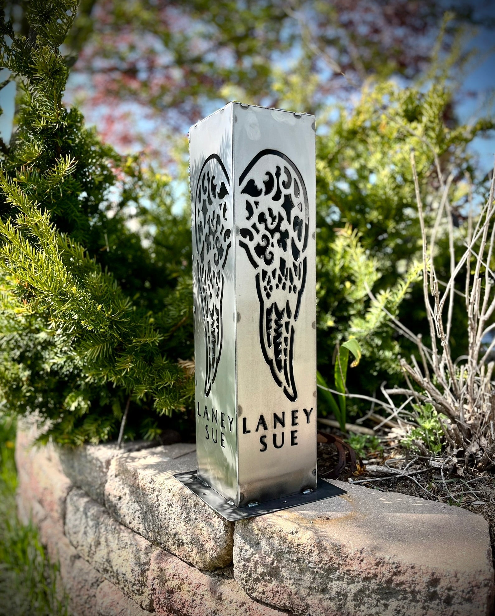 Angel Wing Steel Solar Luminary Pillar