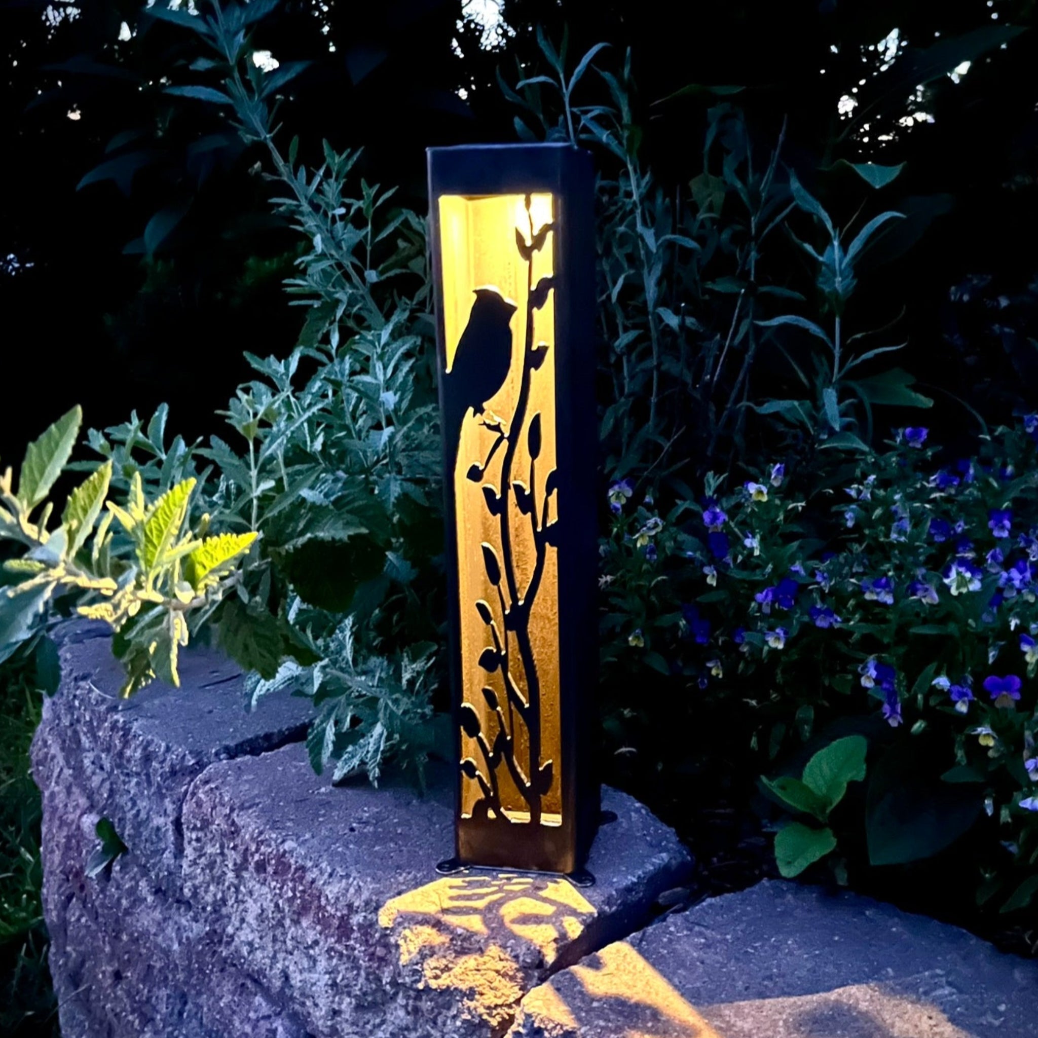 Cardinal at Dusk Solar Luminary Pillar