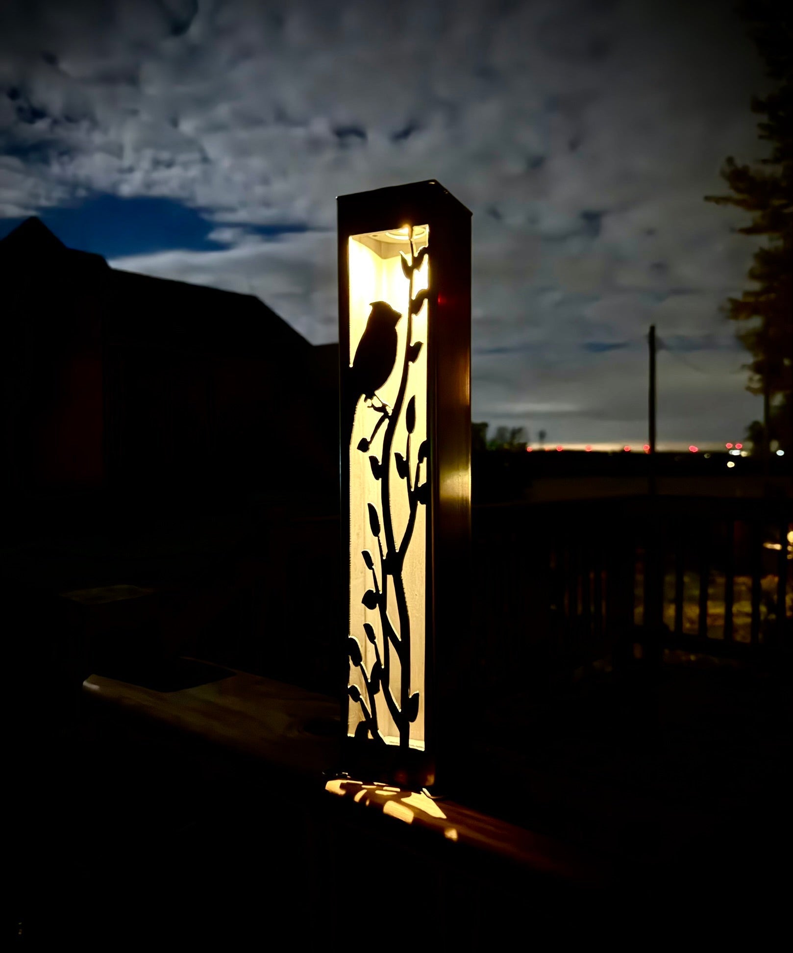 Cardinal at Dusk Solar Luminary Pillar