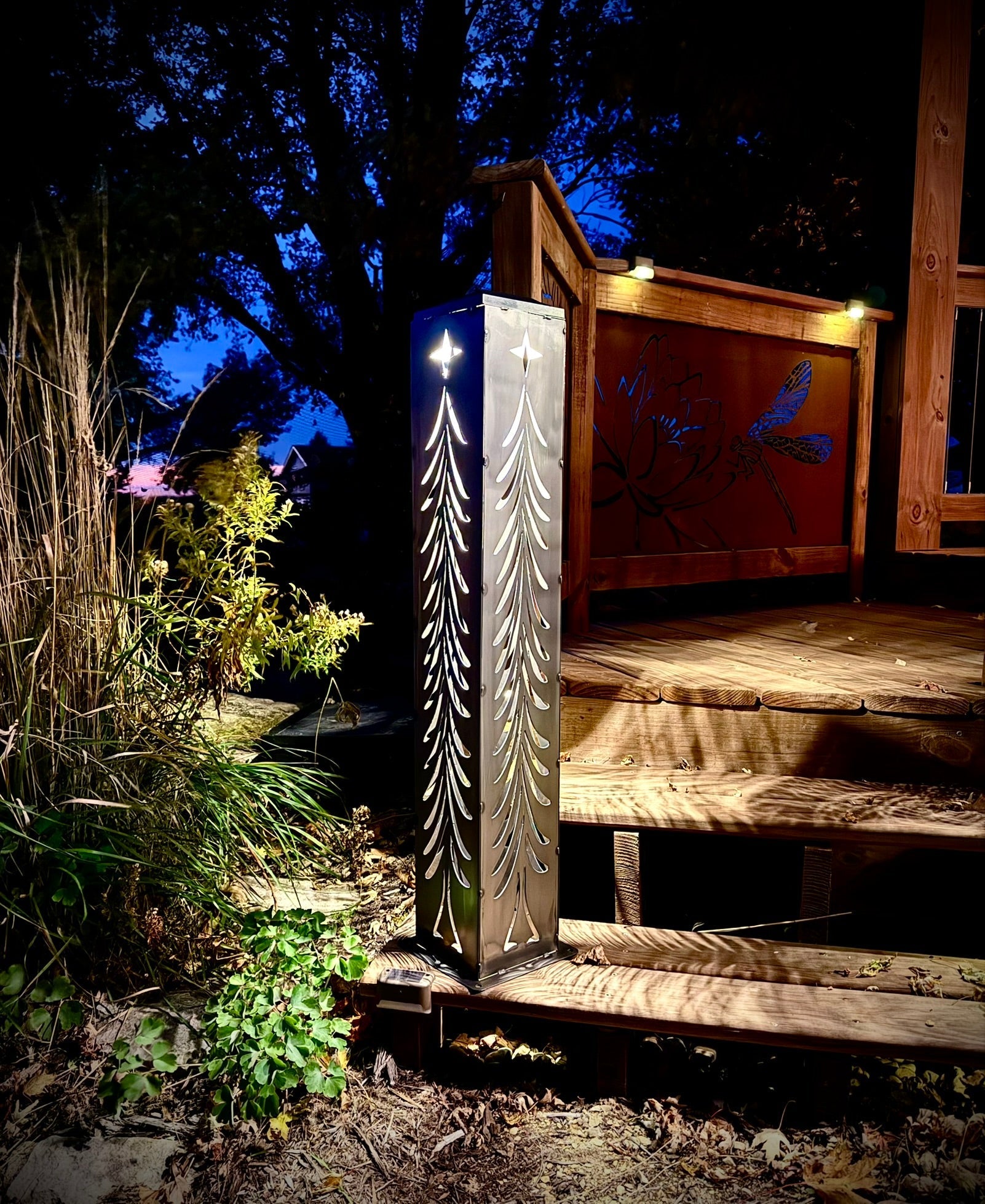 Christmas Tree Solar Luminary Steel