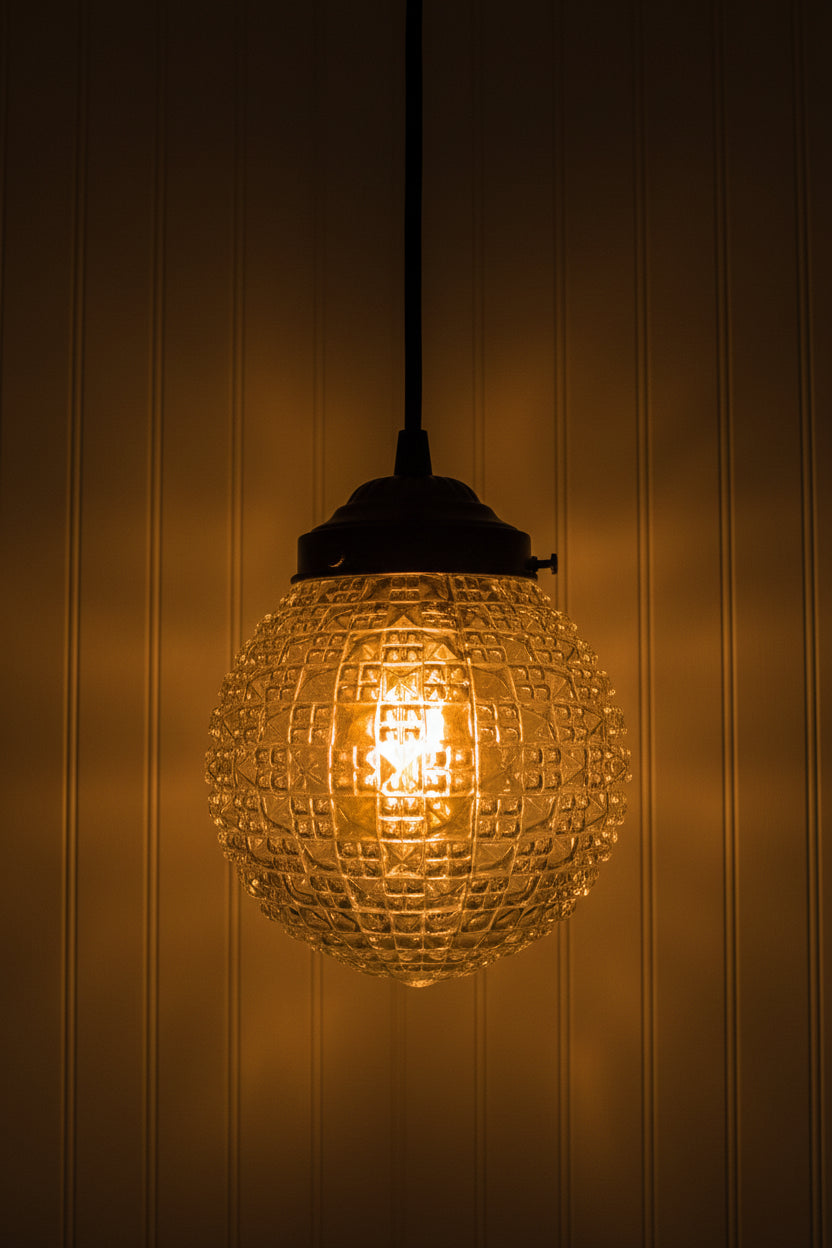 Diamond Square Clear Antique Glass Pendant Light