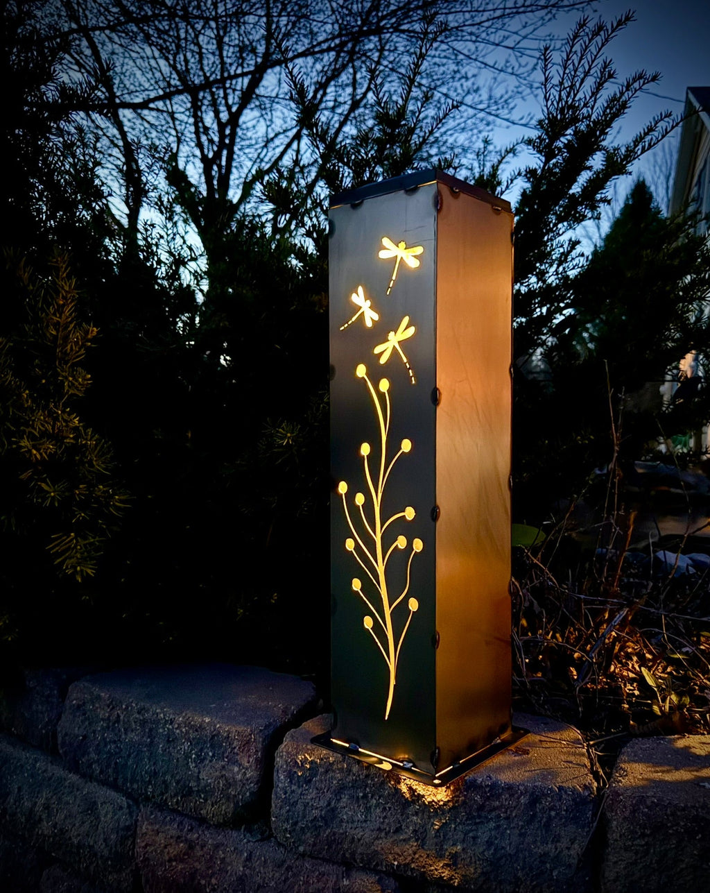 Dragonfly Branch Solar Luminary Pillar Steel