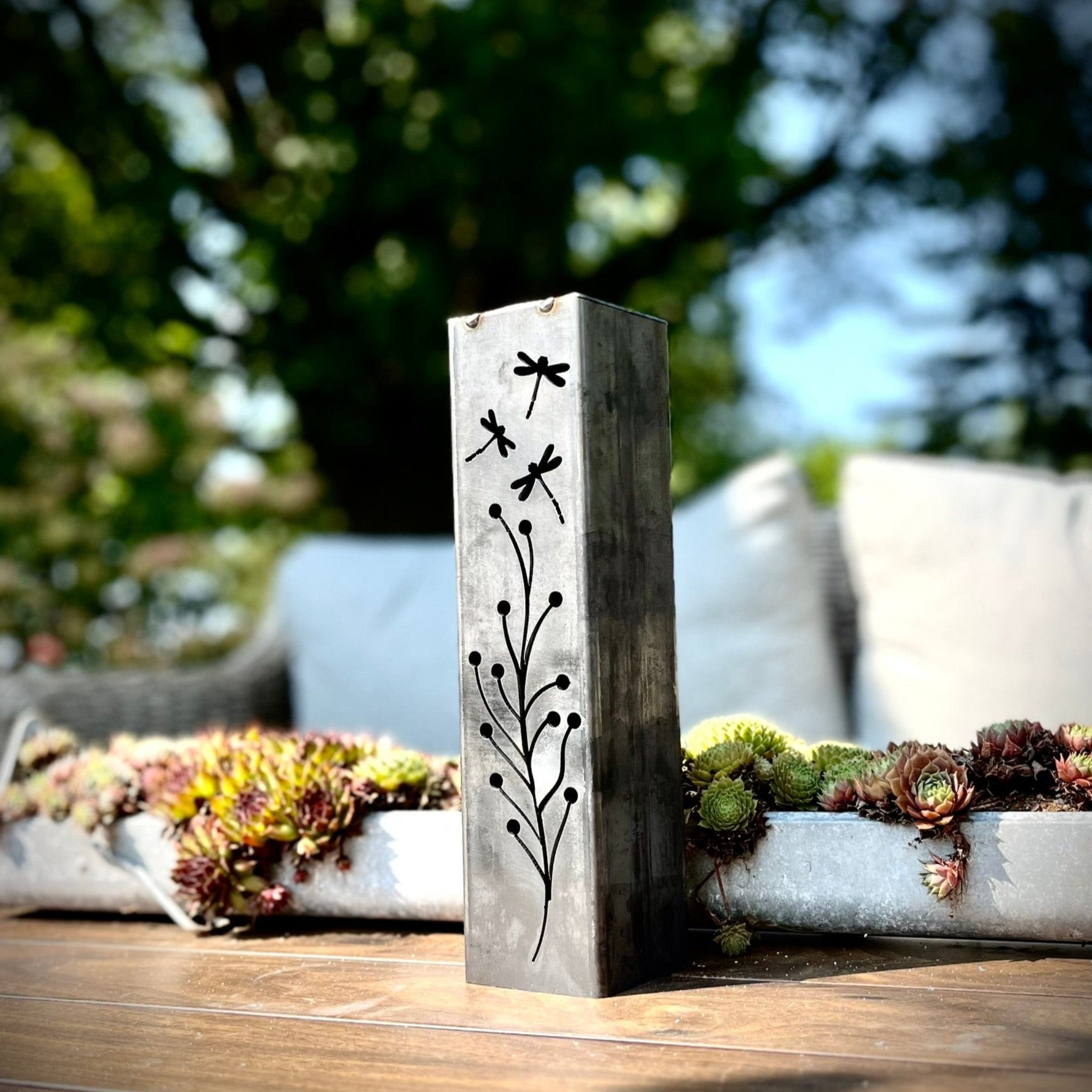 Dragonfly Branch Solar Luminary Pillar Steel