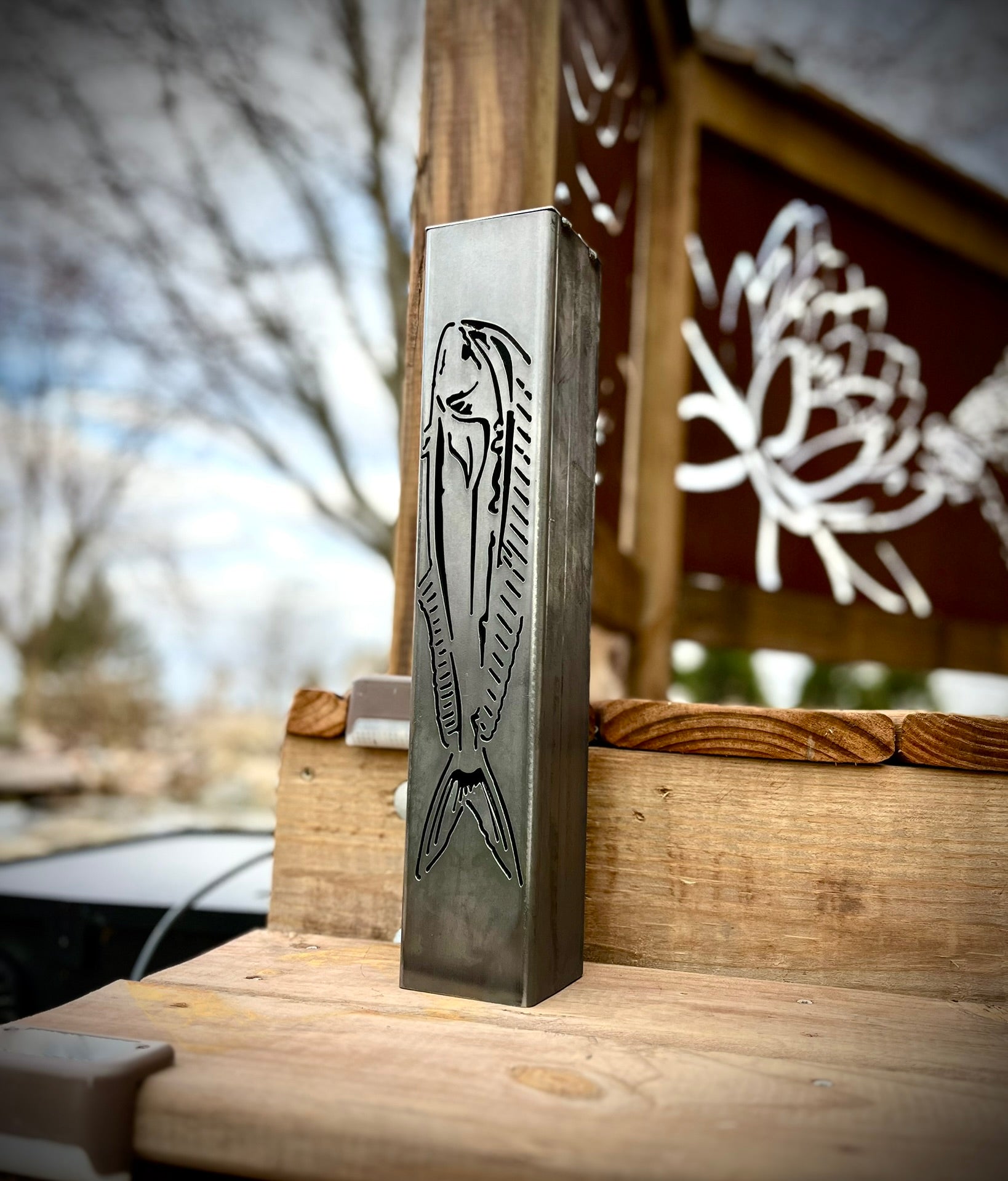 Gone Fishing Solar Pillar Luminary Saltwater