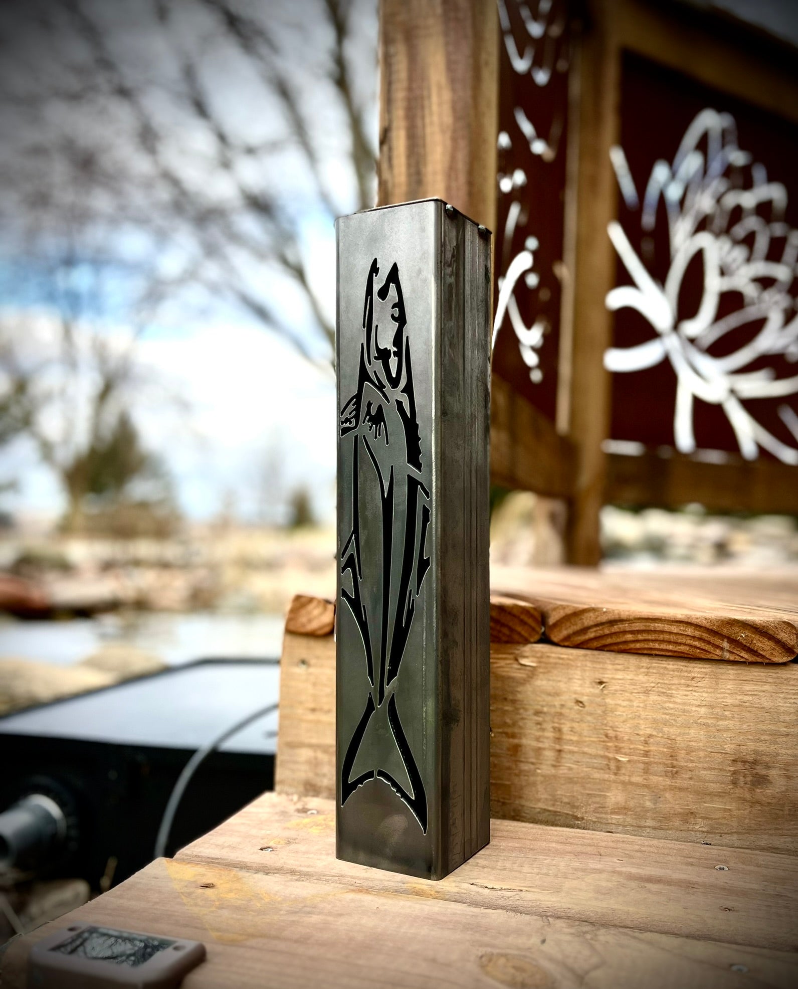 Gone Fishing Solar Pillar Luminary Saltwater