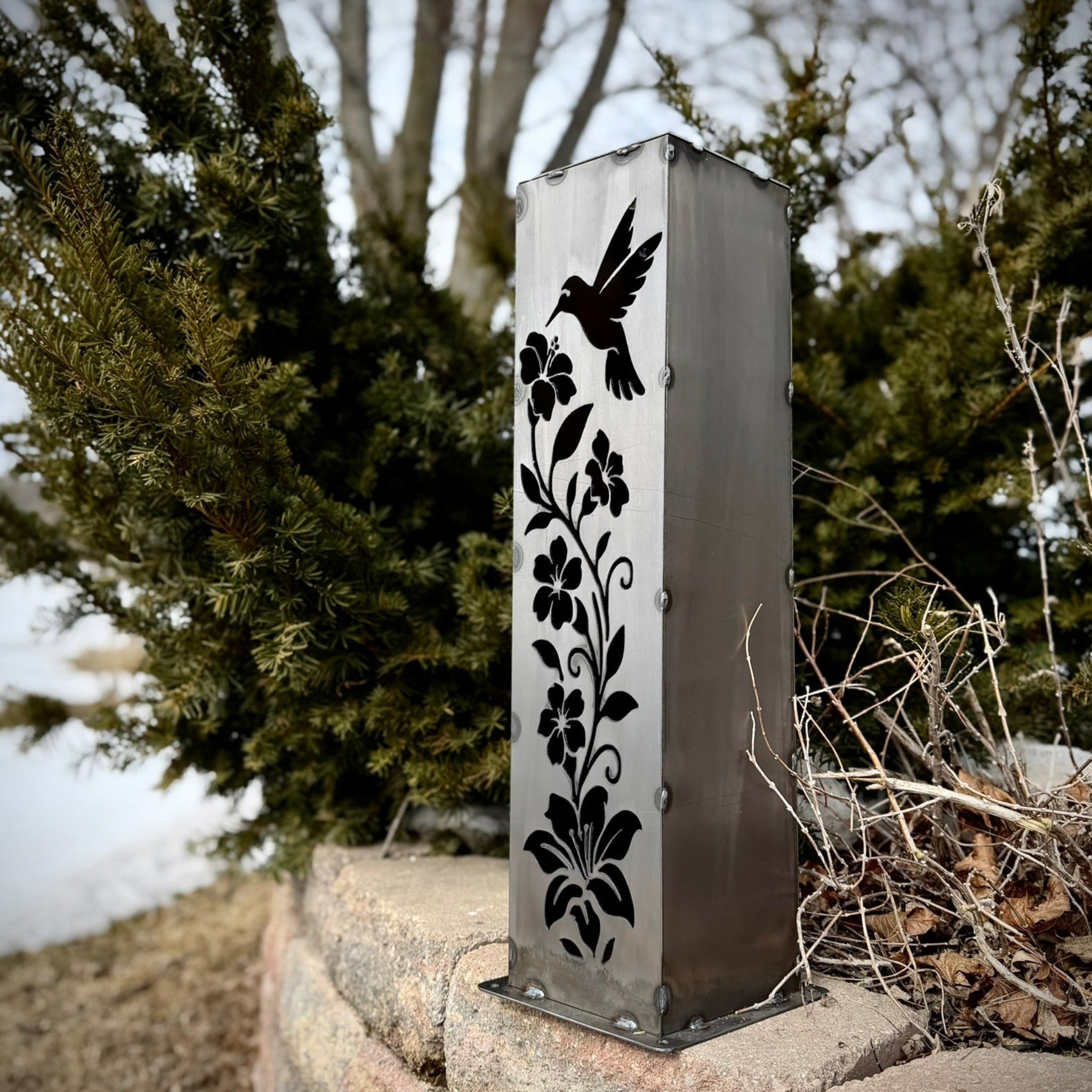 Hummingbird Garden Glow Steel Solar Luminary Pillar
