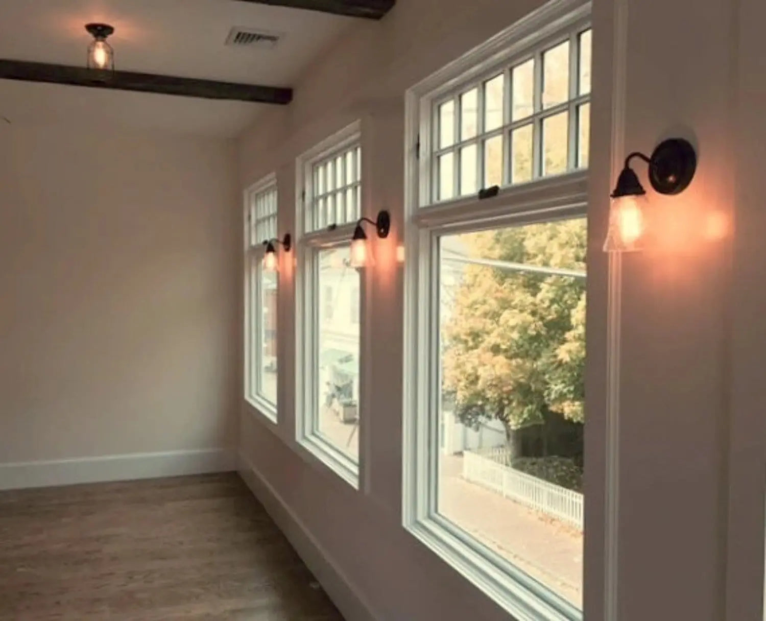 Seeded Glass Wall Sconce Light
