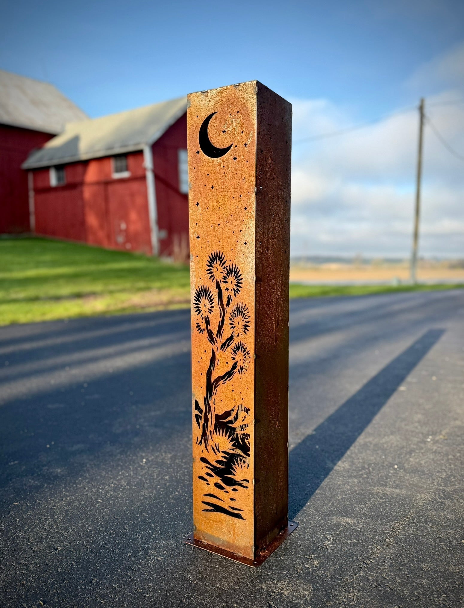 Joshua Moon Solar Luminary Pillar