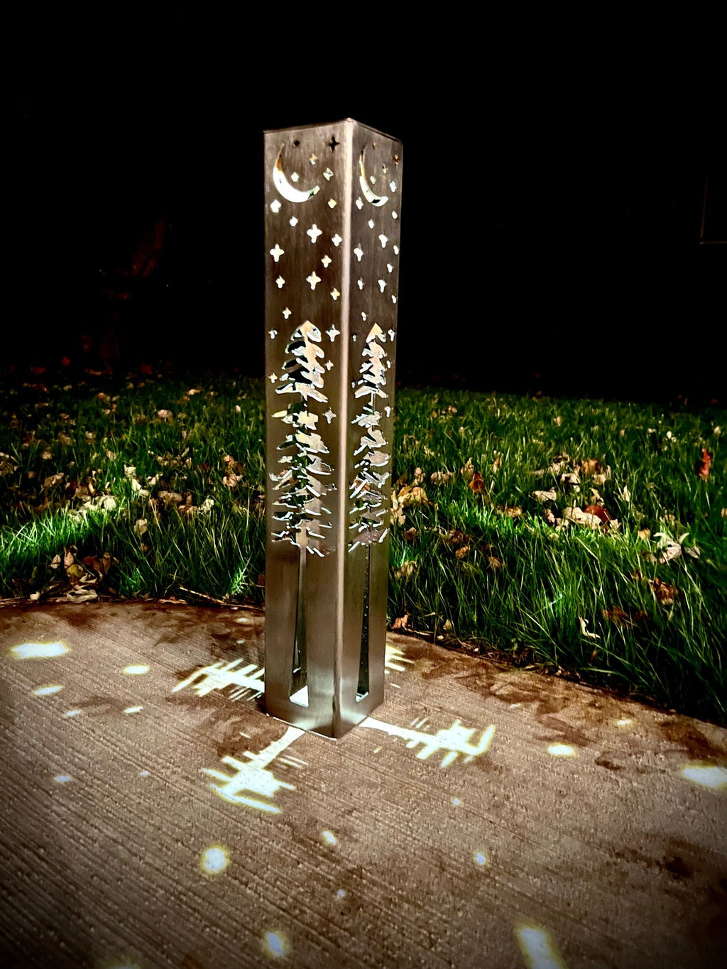 4-Sided Night Sky Pine Tree Solar Pillar