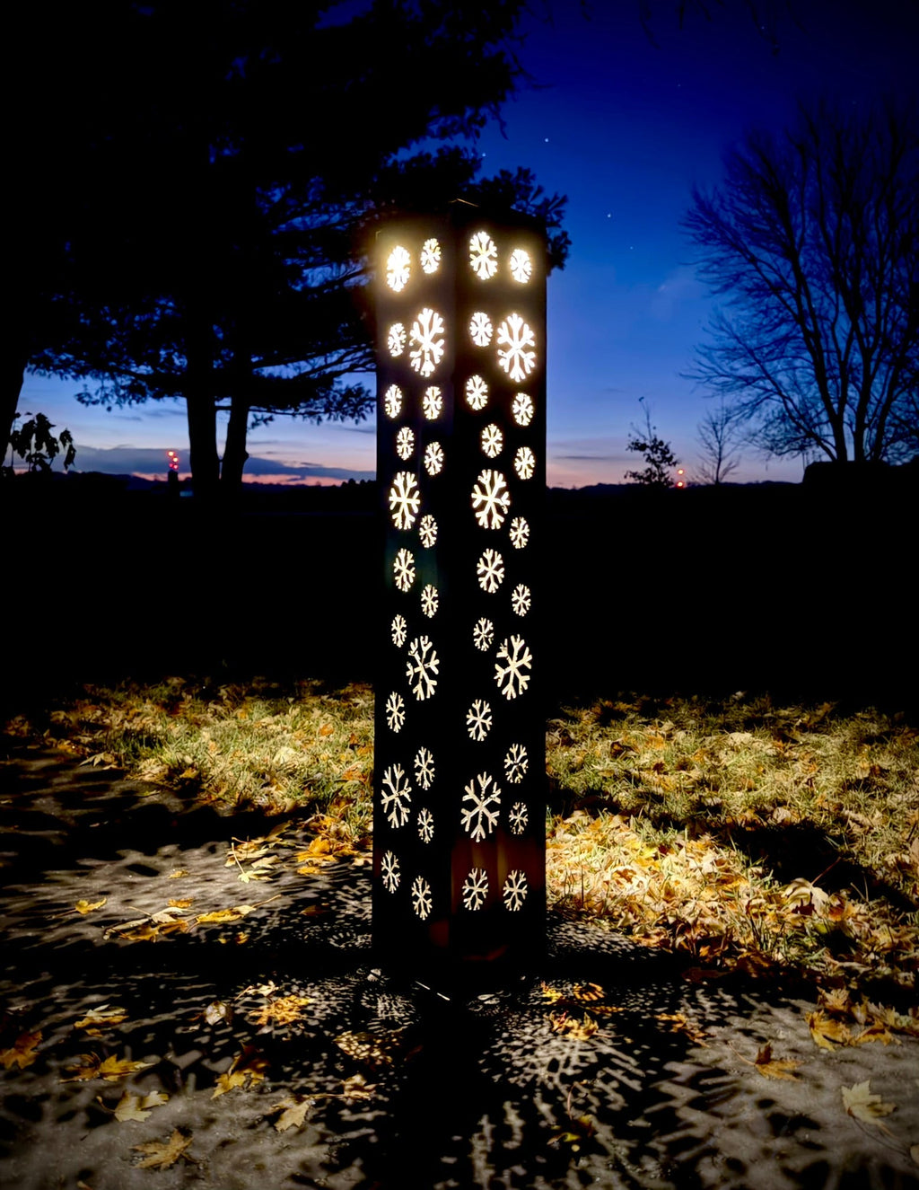 Snowflake Steel Solar Luminary Pillar Multiple Sizes