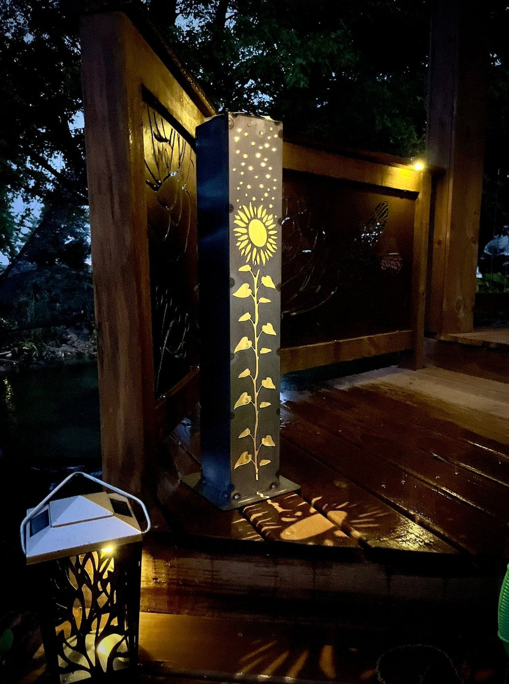 XL Square Sunflower Solar Pillar Multiple Sizes