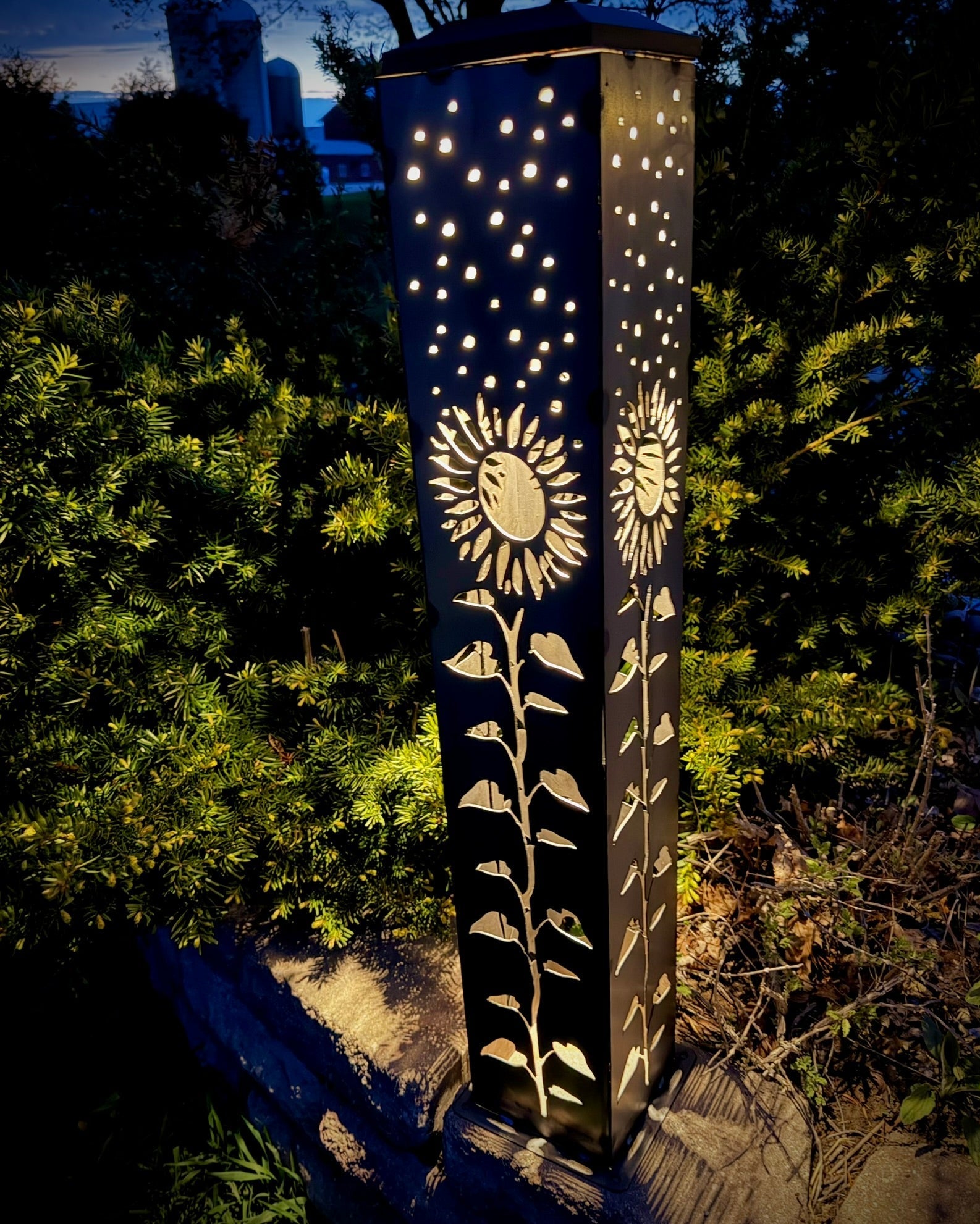 XL Square Sunflower Solar Pillar Multiple Sizes