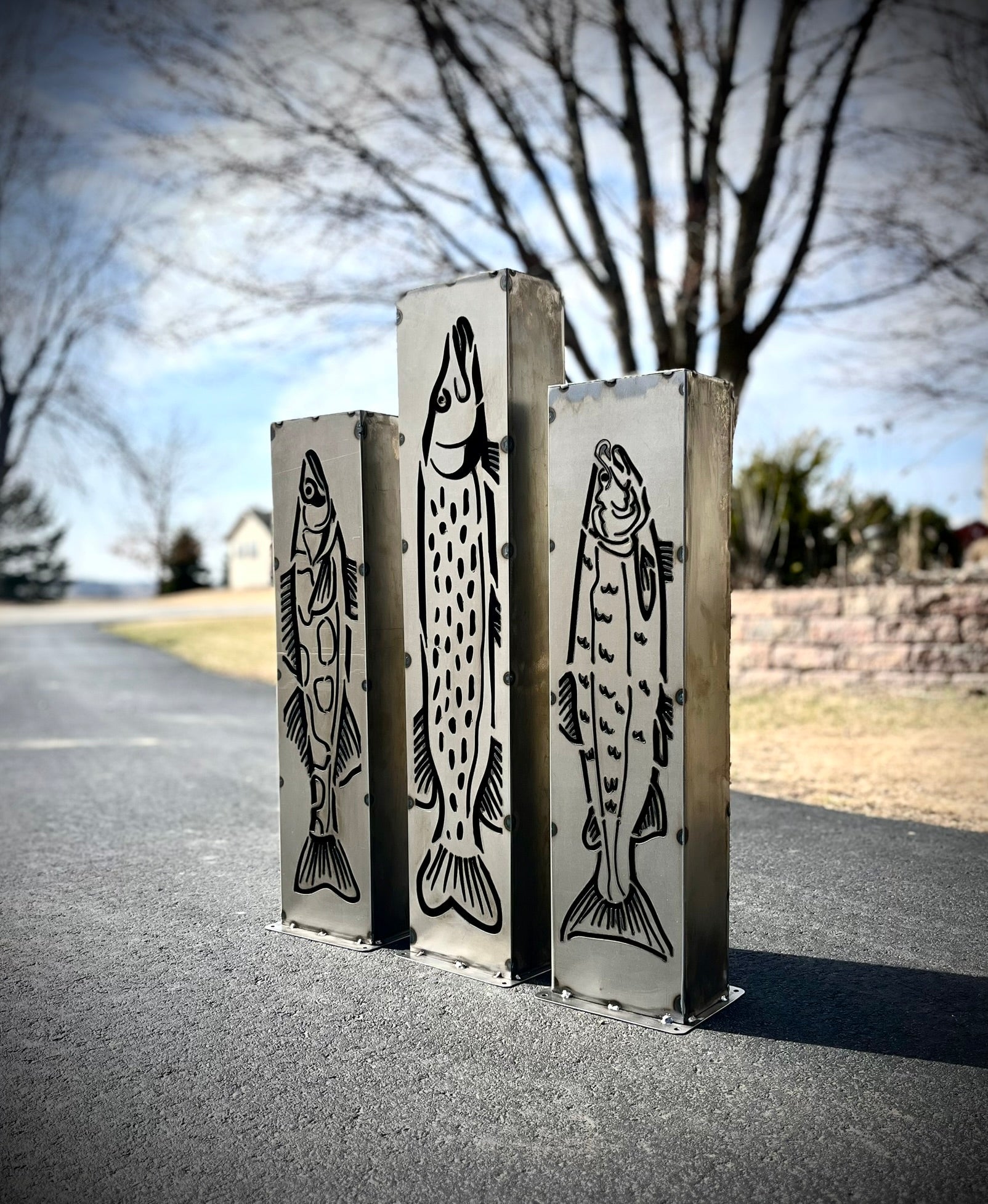 XL Steel Fish Luminary Pillar